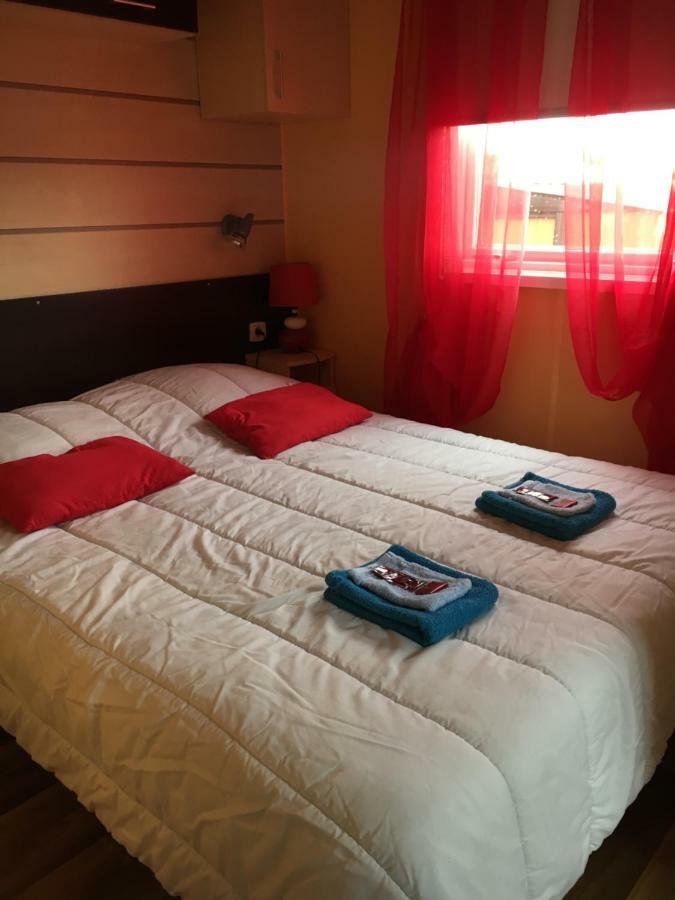 Golinhac Lo Soulenquo A Fonteilles Sur Le Gr 65 B&B 외부 사진